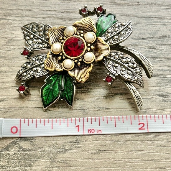 Vintage Avon Floral Brooch with Red and Green Pearl Accents - Picture 6 of 8